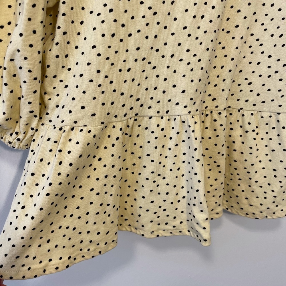 𝅺Urban Outfitters Puffy Sleeve Peplum Blouse - Picture 5 of 13